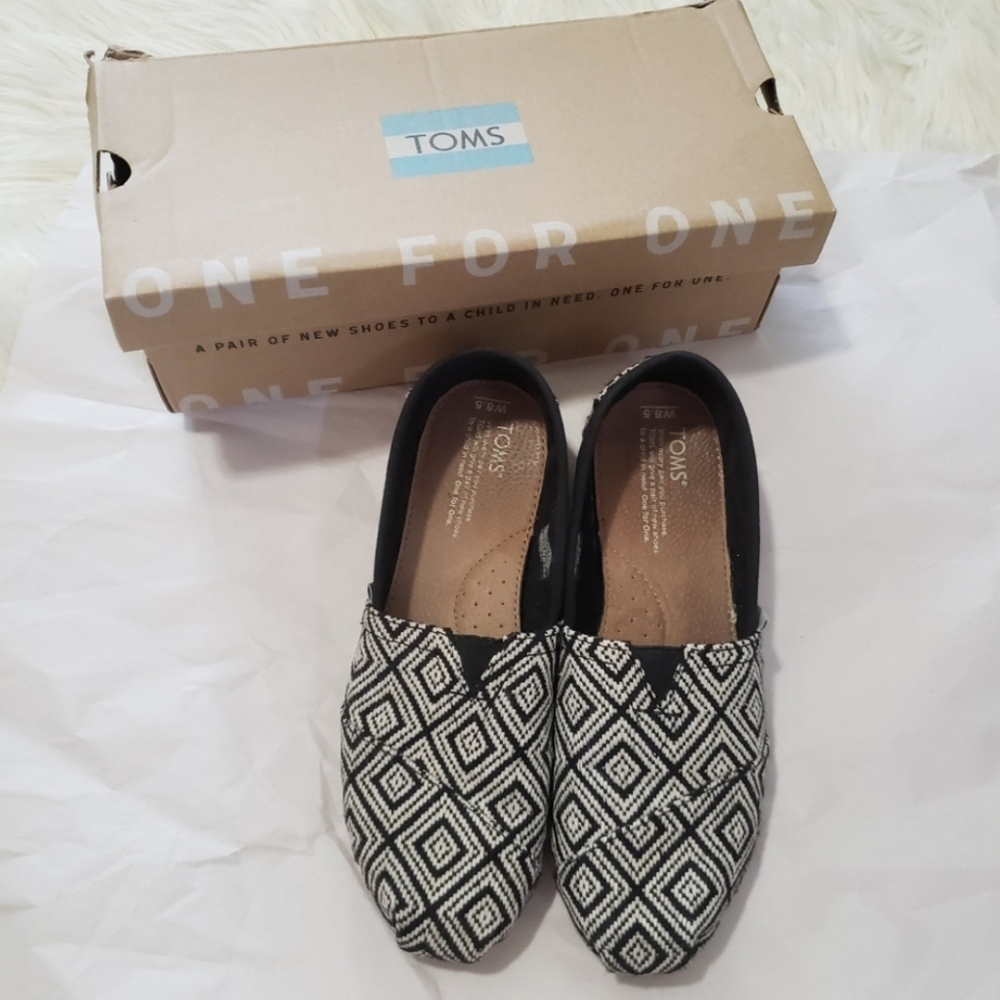 💫3/$50💫Toms Classic Woven Alpargata Shoes